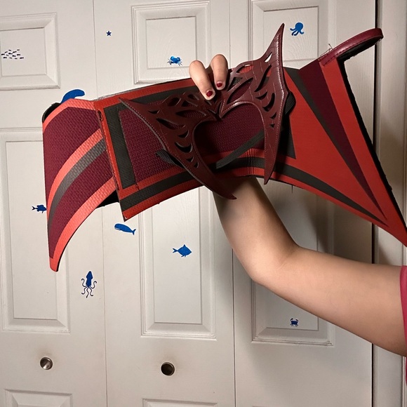 Scarlet Witch costume - Picture 5 of 7